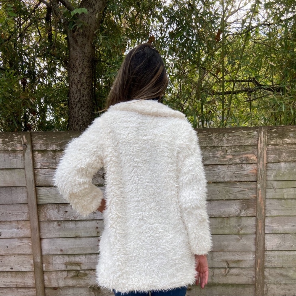 Shaggy Faux Fur Super Soft Coat - Ivory - Picture 2 of 4